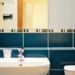 Bed & Breakfast Wenderedu Business Center Wrocław