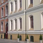 Wenderedu Business Center