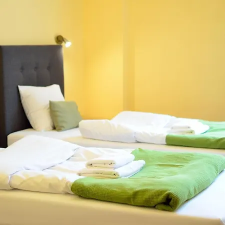 Bed & Breakfast Wenderedu Business Center 3*