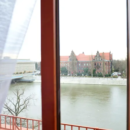 Wenderedu Business Center 3*