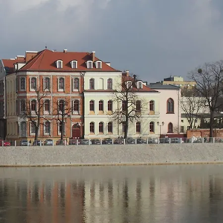 Wenderedu Business Center Bed & Breakfast 3*