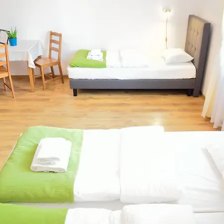 Bed & Breakfast Wenderedu Business Center