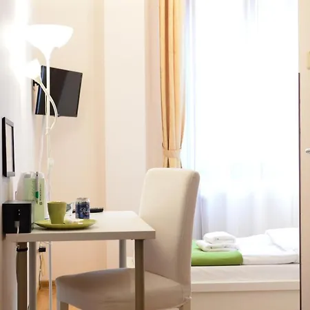 Wenderedu Business Center Bed & Breakfast Wroclaw