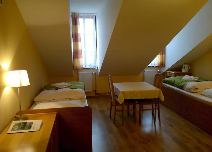 Wenderedu Business Center 3*