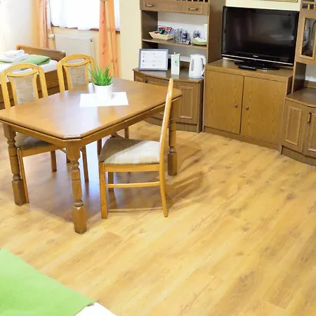 Bed & Breakfast Wenderedu Business Center Vratislav