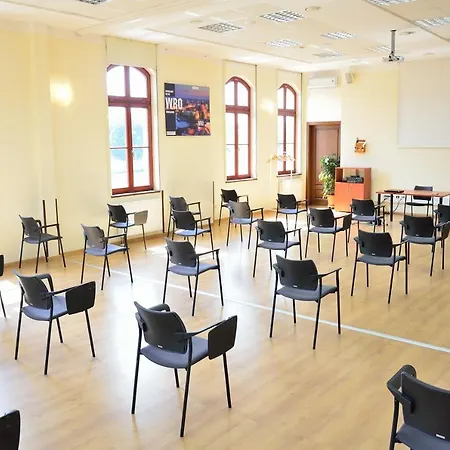 Panzió Wenderedu Business Center