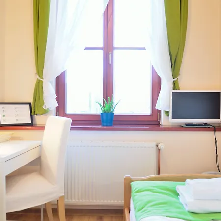Bed & Breakfast Wenderedu Business Center Vratislav