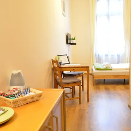 벤더 Edu 비즈니스 센터 B&B 3*