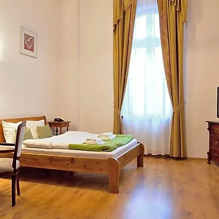 Wenderedu Business Center 3*