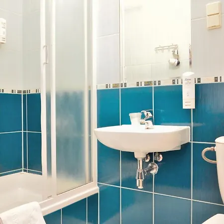Wenderedu Business Center Panzió