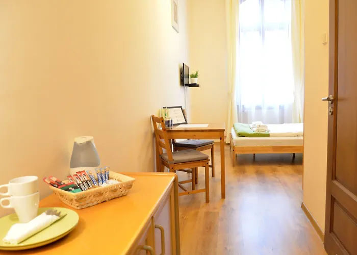 Wenderedu Business Center Frühstückspension 3*