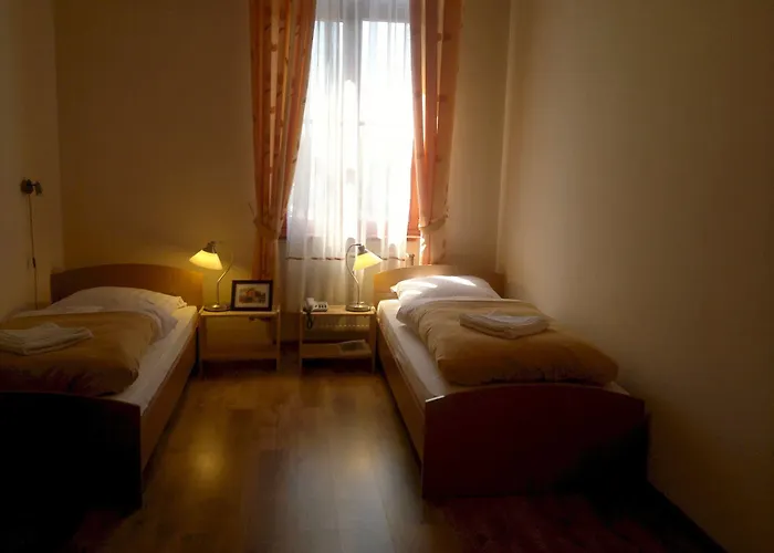 Wenderedu Business Center 3*